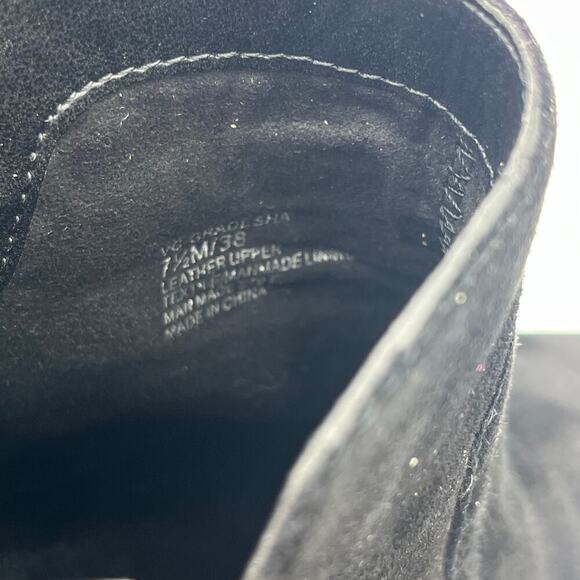 Vince Camuto Women's Black Suede Booties SIze 7.5M - Picture 8 of 8